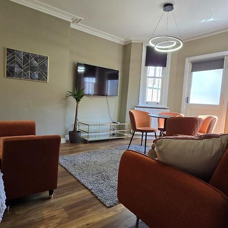 Spacious Studio For 4 Flat Near Regents Park N2 London Eksteriør bilde